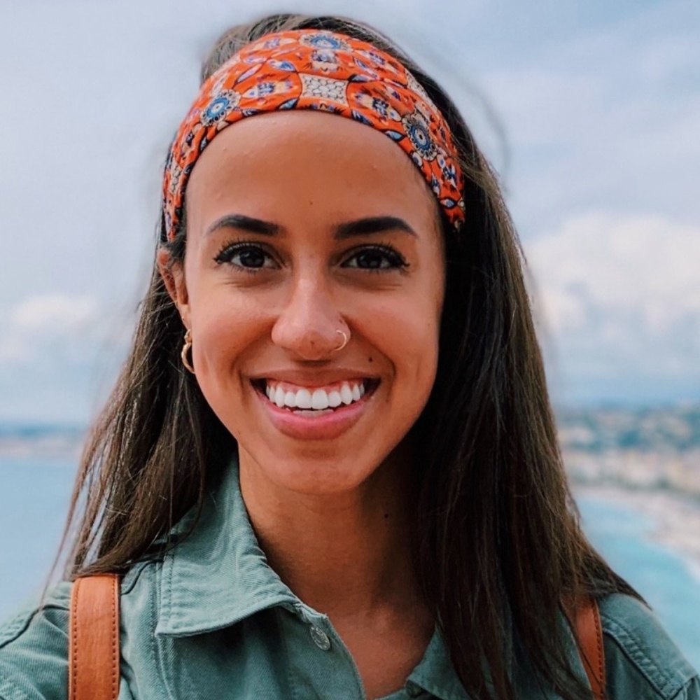 Meet your Posher, Nora